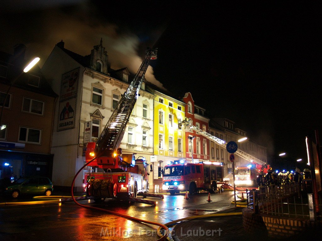 Brand Koeln Dellbrueck Bergisch Gladbacherstr   P039.JPG